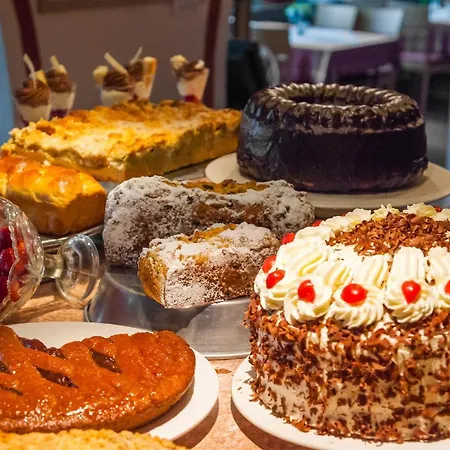 Vierburgeneck Hotel 3*